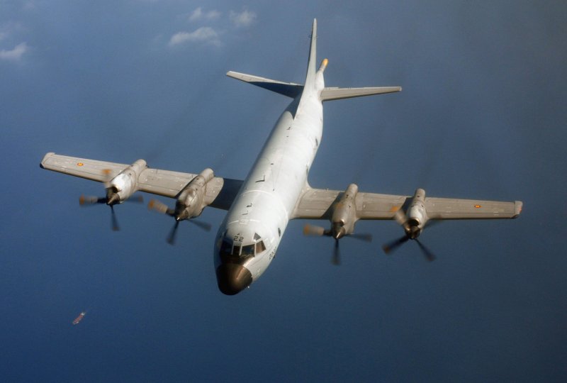 Самолет p-3b Orion