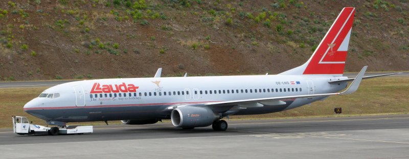 737 524 Боинг салон