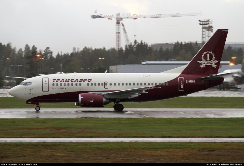Боинг 737-500 ЮТЭЙР VP-byl