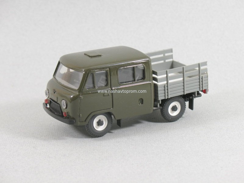 УАЗ Буханка звезда 1/43