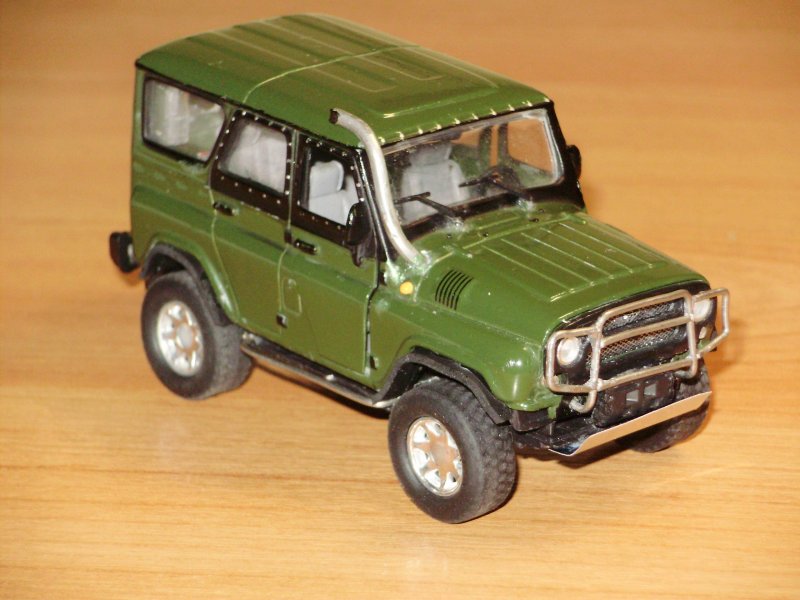 02327 Trumpeter УАЗ-469 1/35