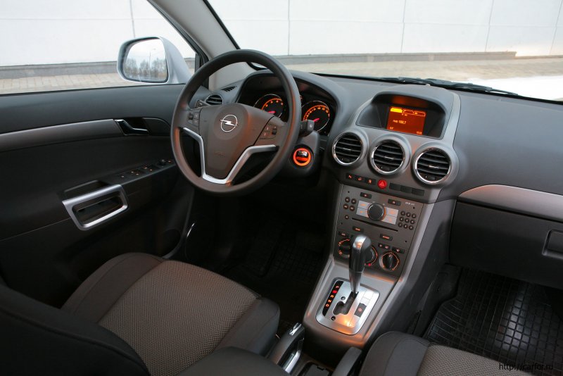 Opel Antara 2008 салон