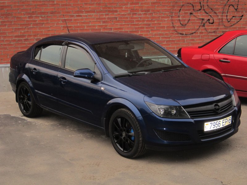 Opel Astra h 215/50 r17