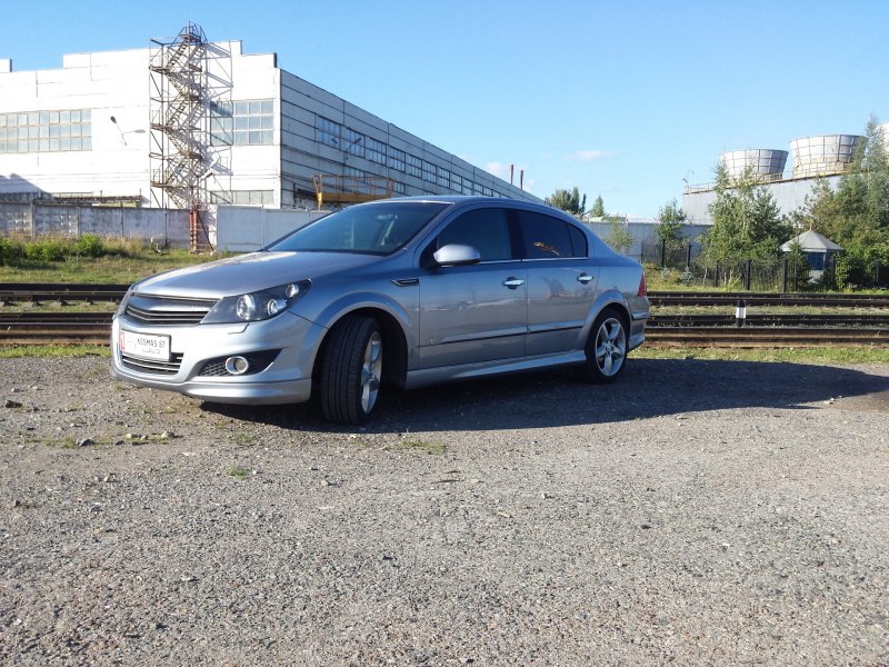 Astra h седан OPC line