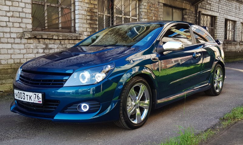 Opel Astra h GTC В пленке
