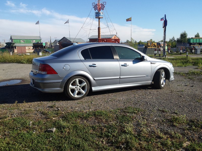 Opel Astra h седан обвес