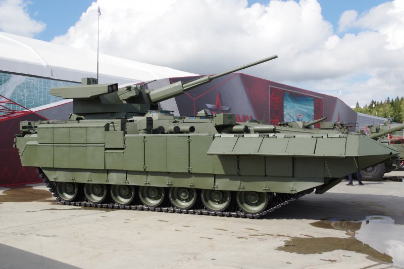 БМП Т 15 Армата с боевым модулем арбалет