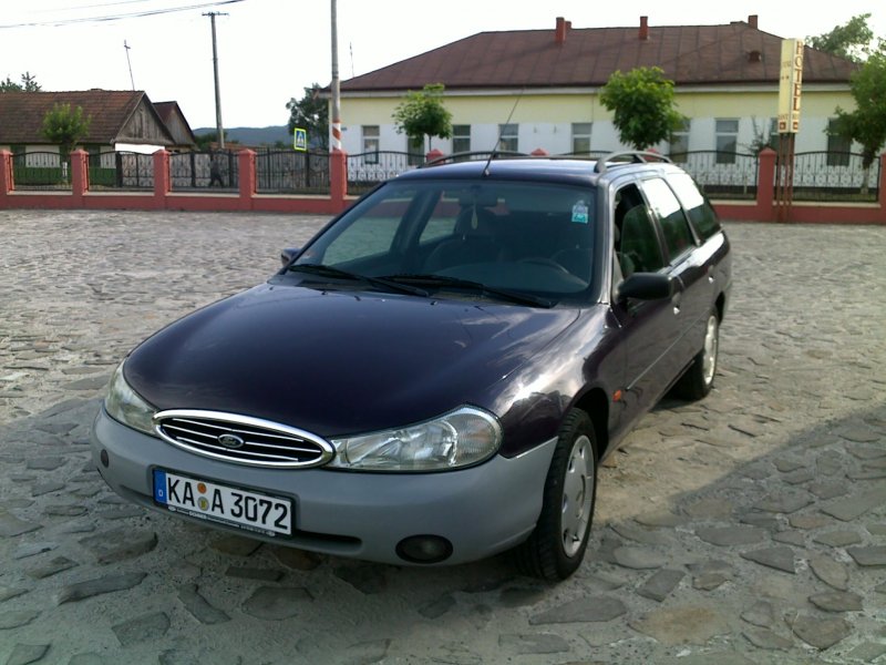 Форд Мондео универсал 1998 года