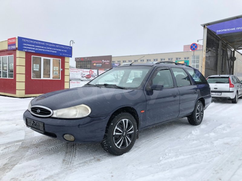 Форд Мондео 1998 седан