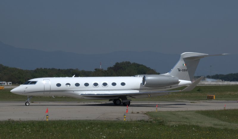 Gulfstream g450 ночью