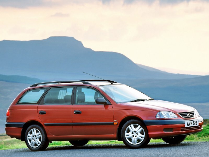 Toyota Avensis Wagon 2000 - 2003