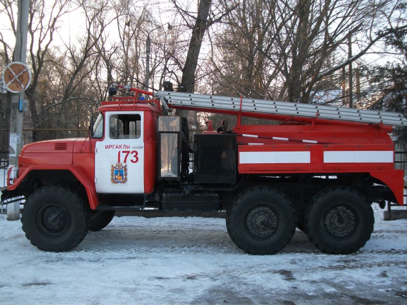 Автомобиль АРС-14 ЗИЛ-131