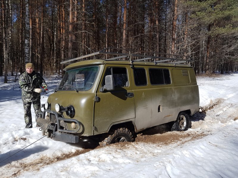 УАЗ охотник 3909