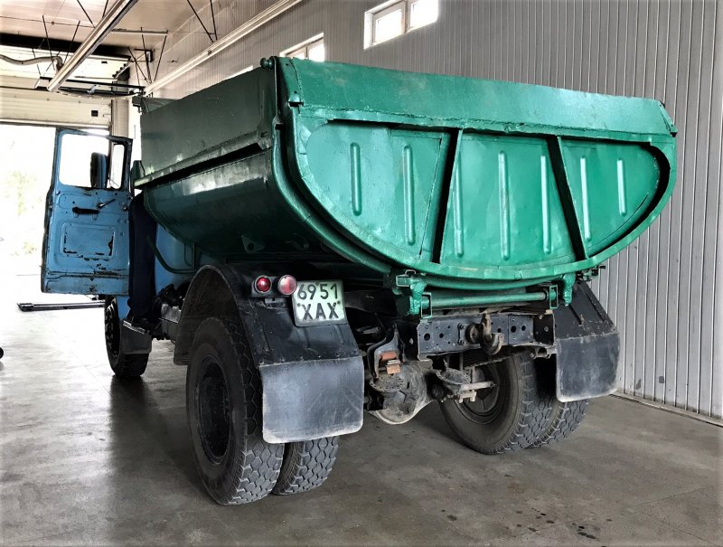 ЗИЛ ММЗ 555