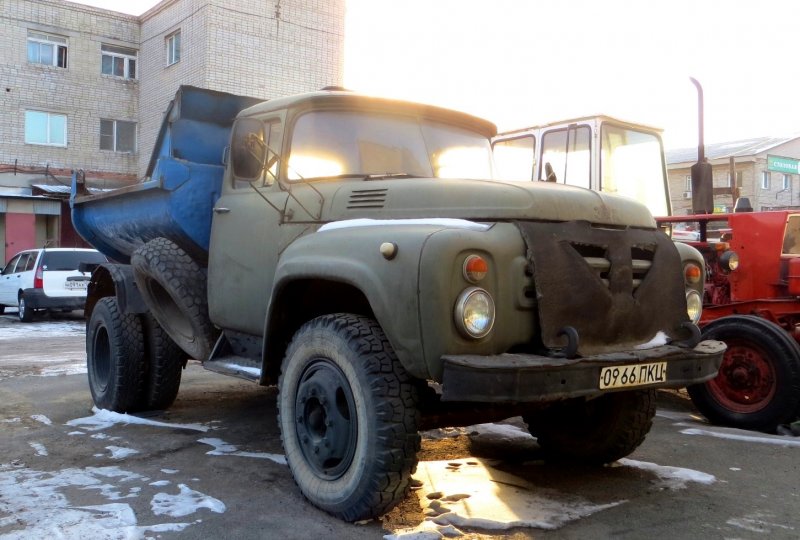 ЗИЛ ММЗ 555
