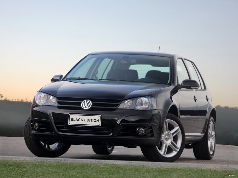 Volkswagen Golf 2009 черный
