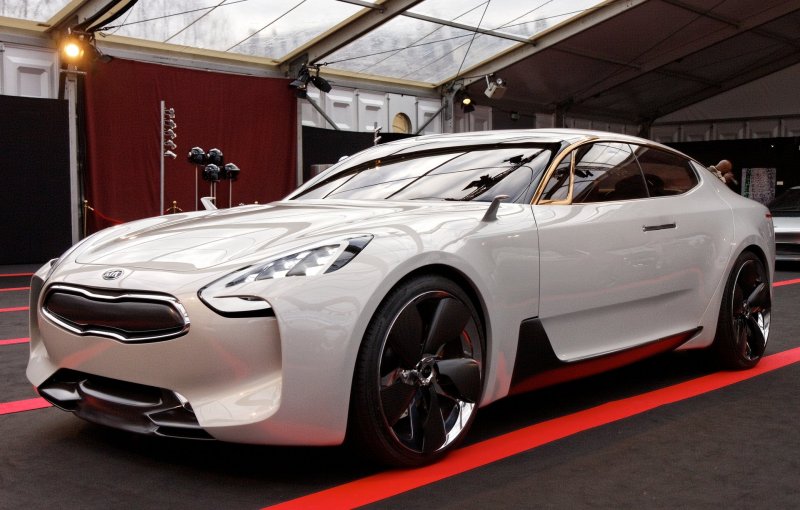 Kia gt6