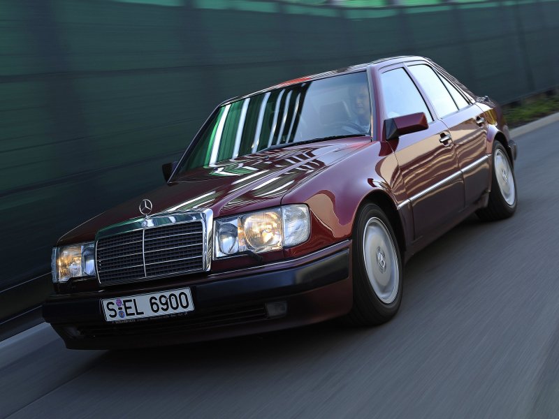 Мерседес w124 e500