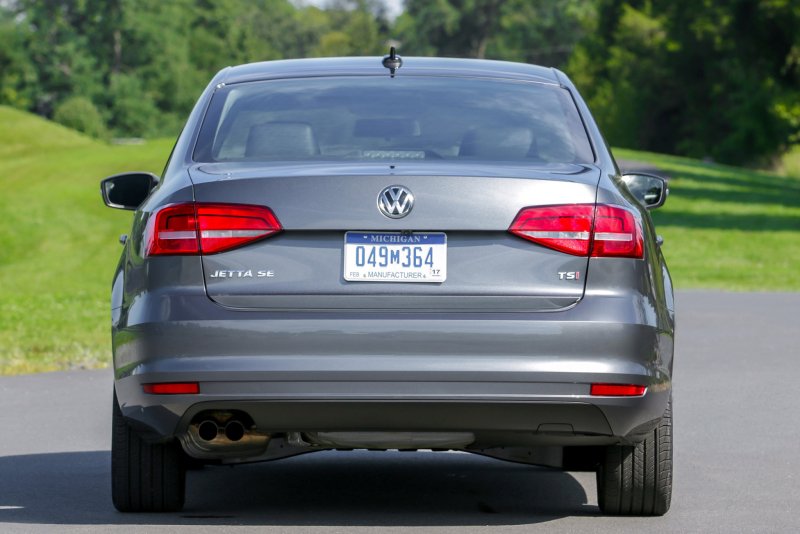 Volkswagen Jetta 2017 сзади
