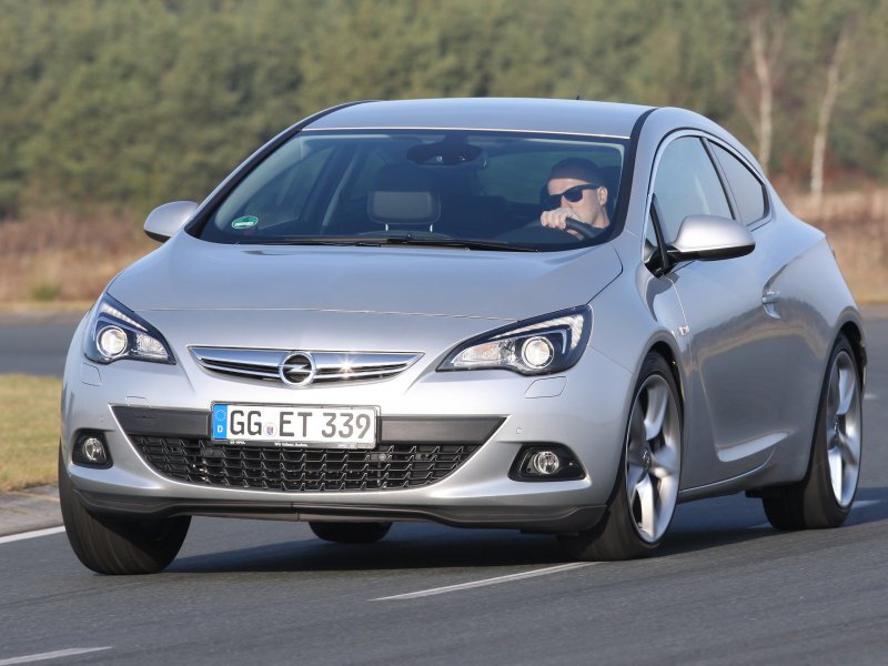 Opel Astra GTC 1.4 Turbo