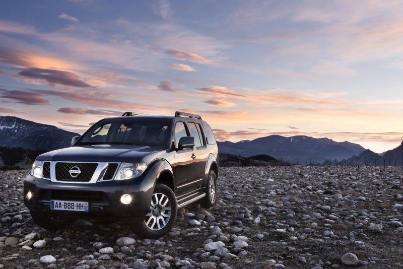 Nissan Patrol y61 2001