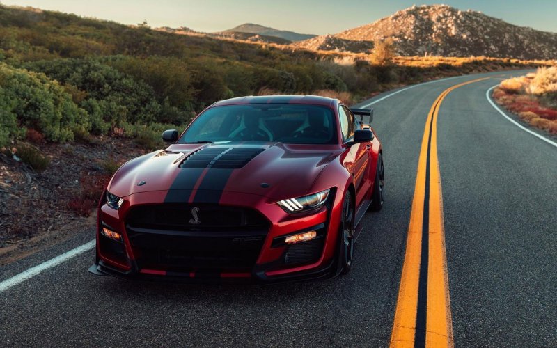 Форд Мустанг gt 500 2020