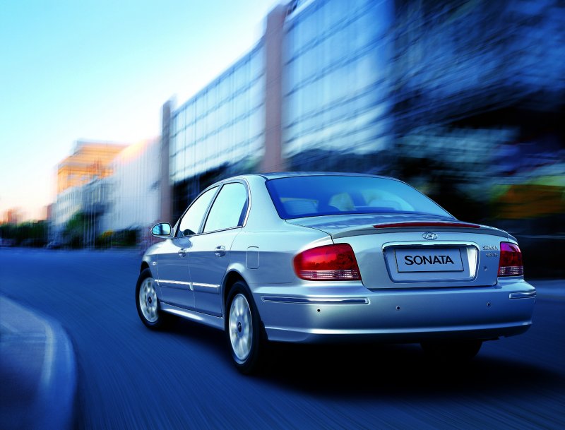 Hyundai Sonata 4