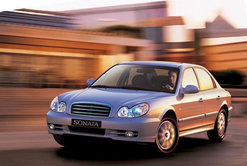 Hyundai Sonata 1 поколение