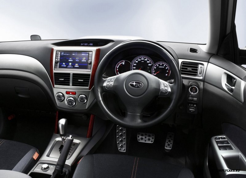 Subaru Forester III 2008 салон