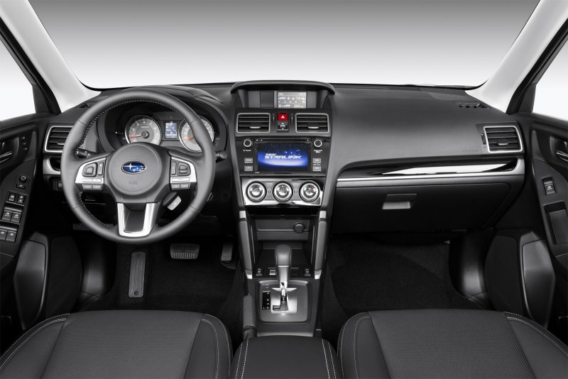 Subaru Forester 2015 салон