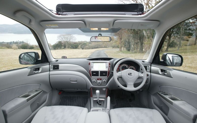 Subaru Forester 2009 салон