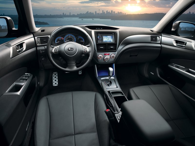 Subaru Forester 2012 салон