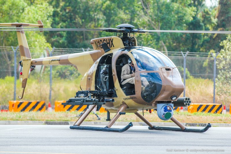 АН-6 вертолет