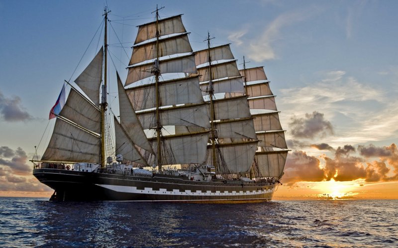 Море корабль Крузенштерна