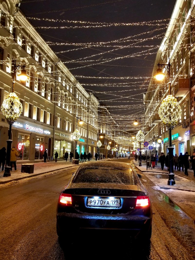 Ночная Москва из машины