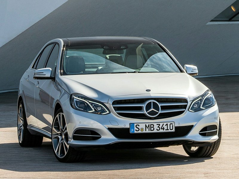 Мерседес Бенц e200