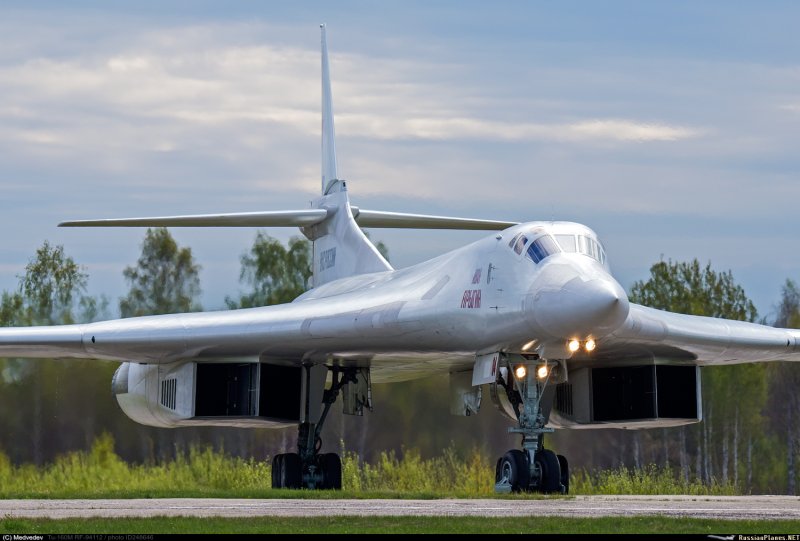 Ту-160 белый лебедь