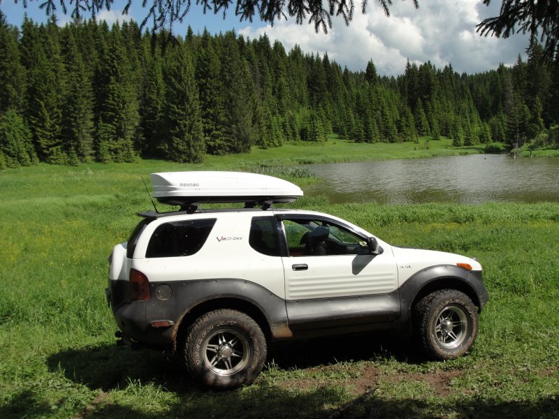Isuzu VEHICROSS 2016