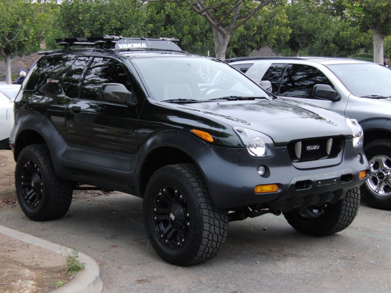 Isuzu VEHICROSS 2014