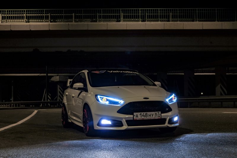 Ford Focus 3 St салон ночью