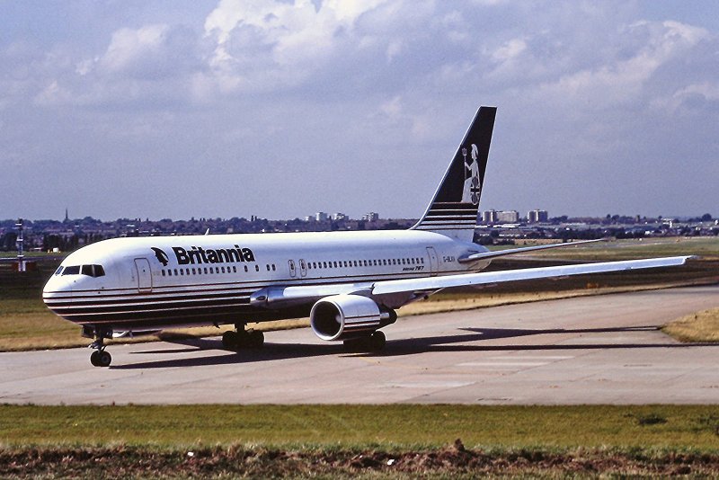 767-200 AST