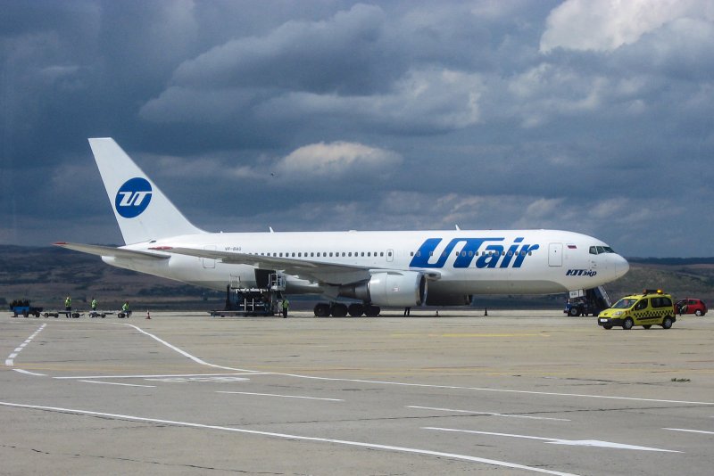 Самолет Боинг 767-200 ЮТЭЙР
