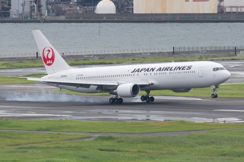 Самолёт Боинг 767-200