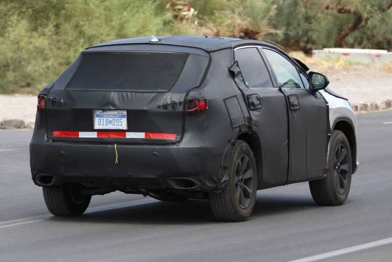 Новый Lexus TX