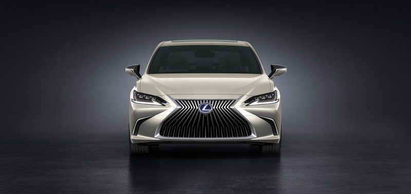 Lexus es 200 2020