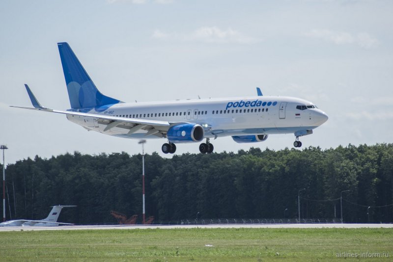 Боинг 737 победа