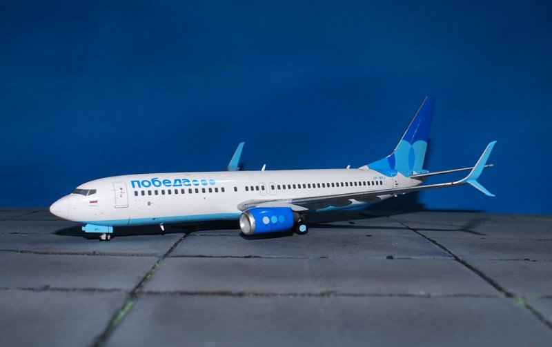 Boeing 737-800 Северный ветер