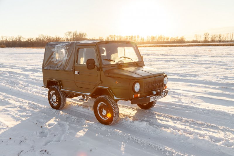 ЛУАЗ 969 969м зимой