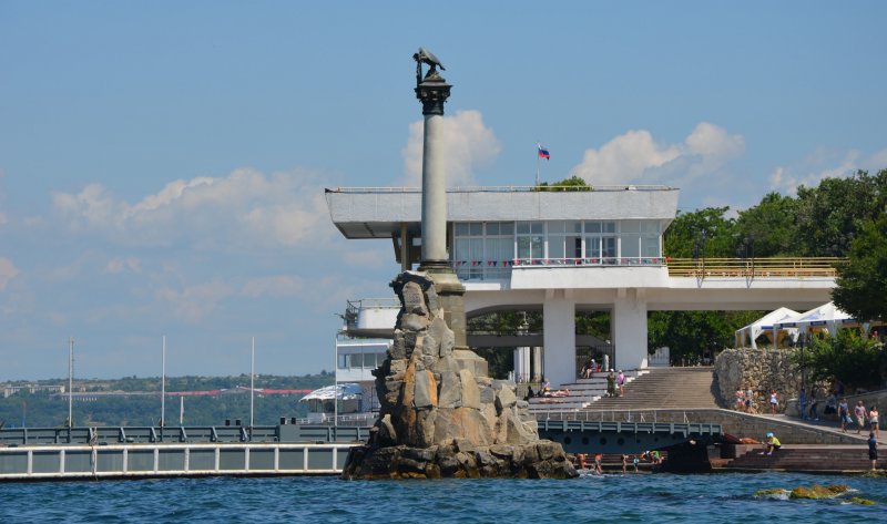 Крым Ялта парусники
