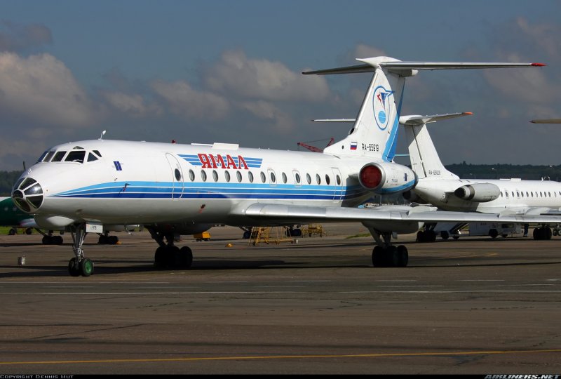 Ту 214 салон